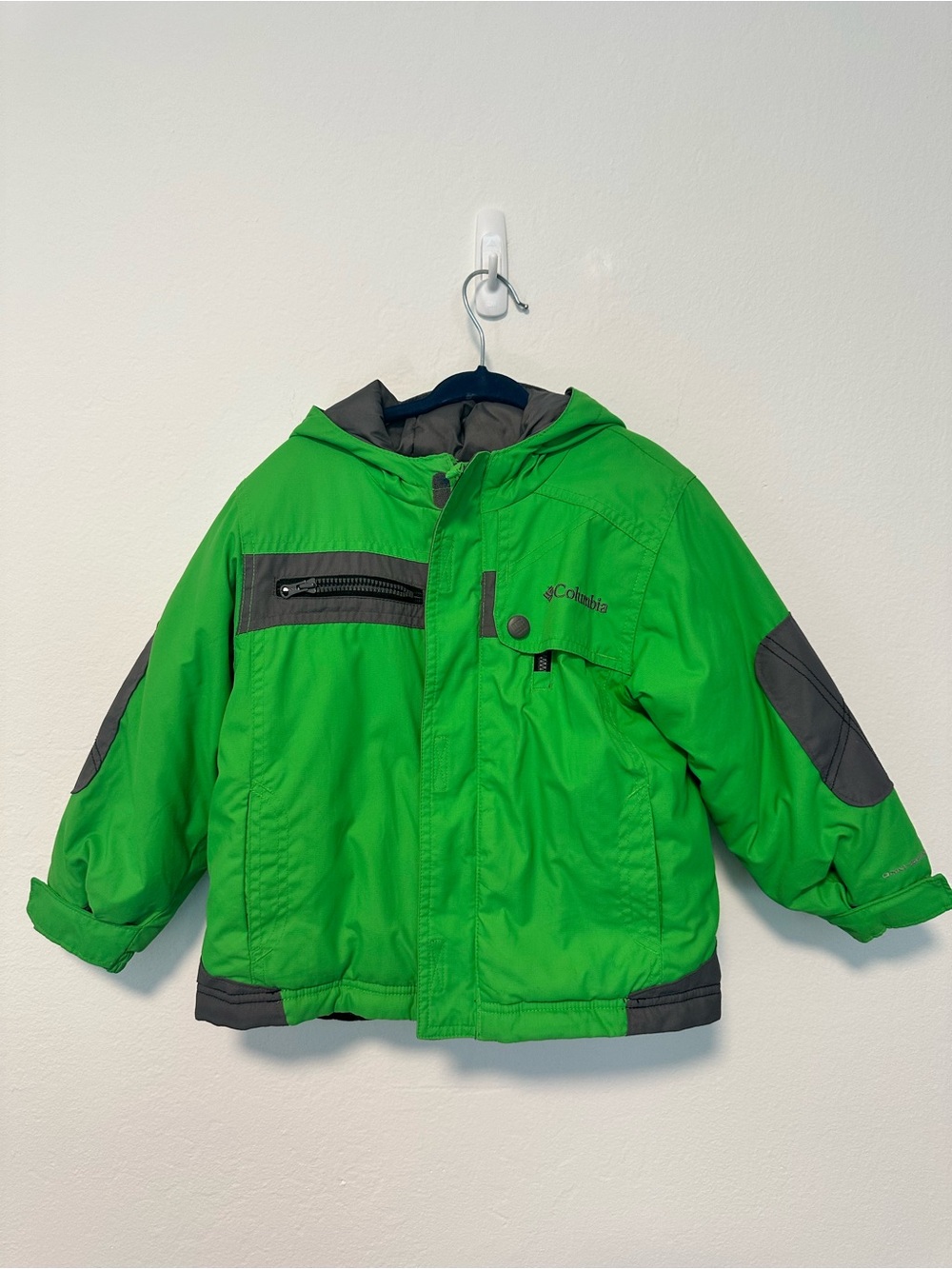 Columbia Winter Jacket (waterproof and insulated) in 3T